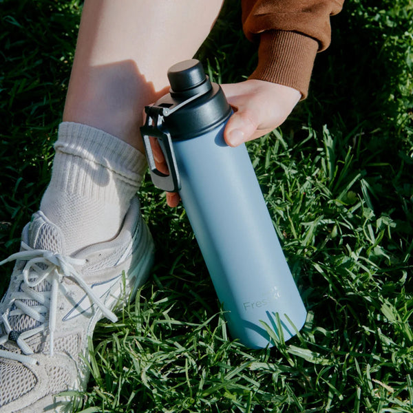 Fressko: Move Drink Bottle - River