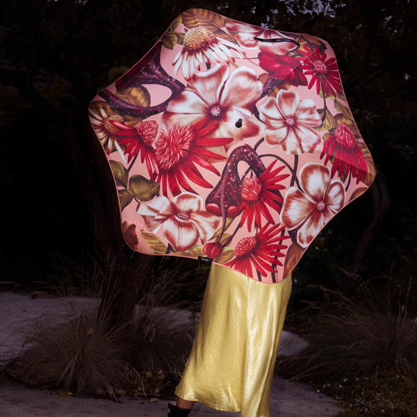 Blunt: Metro x Kelly Thompson Umbrella