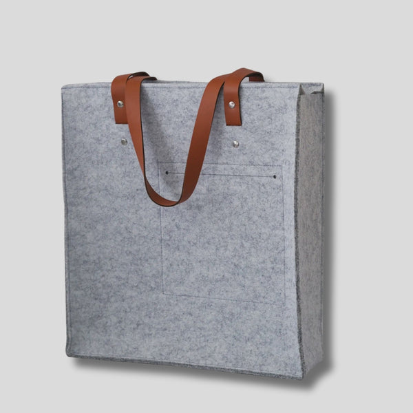 TNR: Tote Bag with Leather Straps and Base