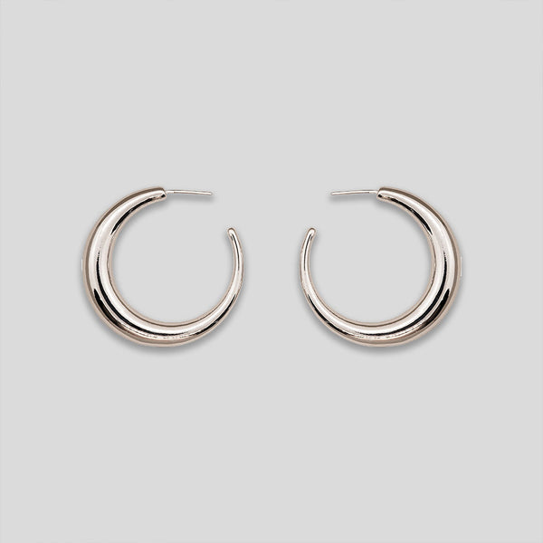 Coo Coo: Coo Coo: Crescent Moon Hoops - Silver