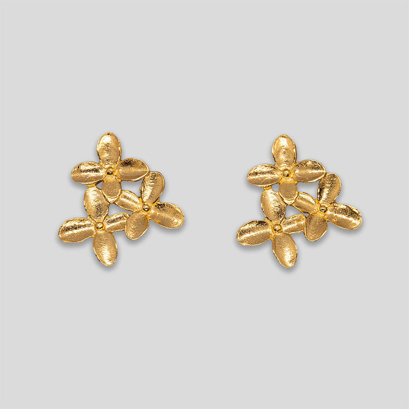 Coo Coo: Coo Coo: Flower Cluster Studs - Gold