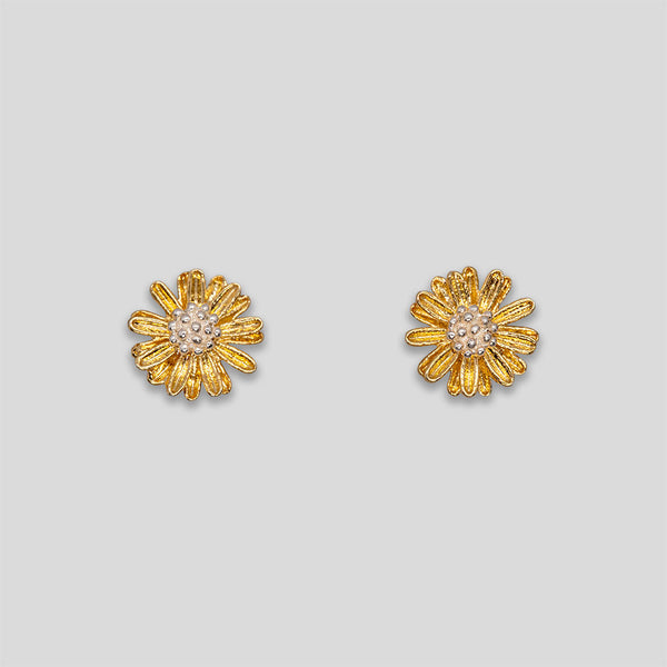 Coo Coo: Coo Coo: Flower Studs - Gold