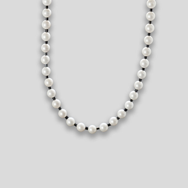 Coo Coo: Freshwater Pearl & Bead Necklace - Pearl/Black