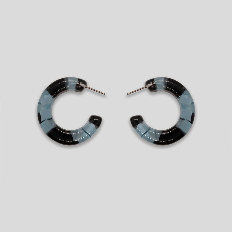 Coo Coo: Coo Coo: Resin Chunk Hoops - Blue/Black