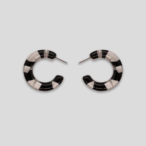 Coo Coo: Coo Coo: Resin Chunk Hoops - White/Black