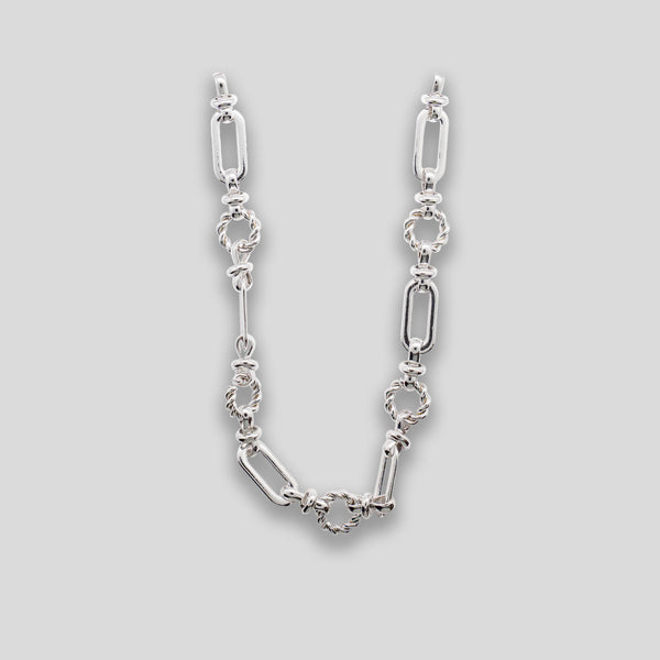 Coo Coo: Coo Coo: Twisted Circle Alternating Chain Necklace - Silver