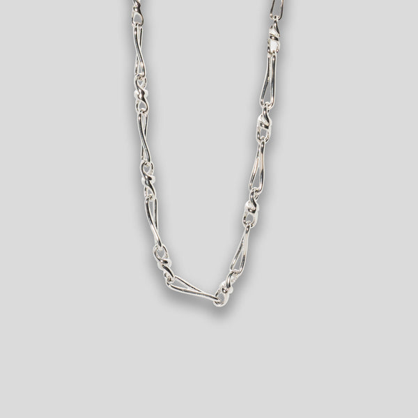 Coo Coo: Coo Coo: Twisted Link Necklace - Silver