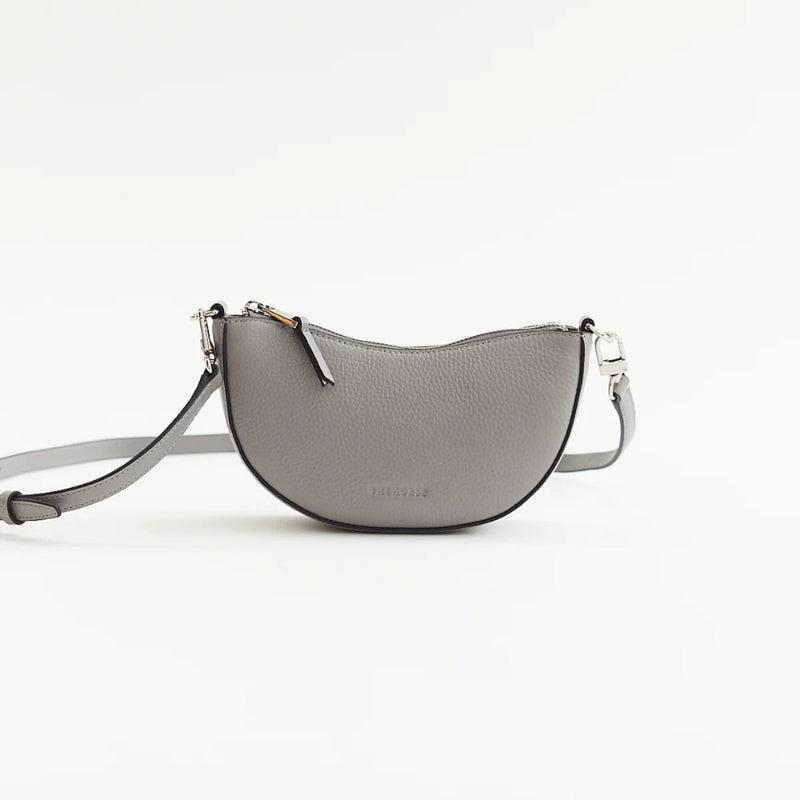 The Horse: River Crossbody - Dove Grey