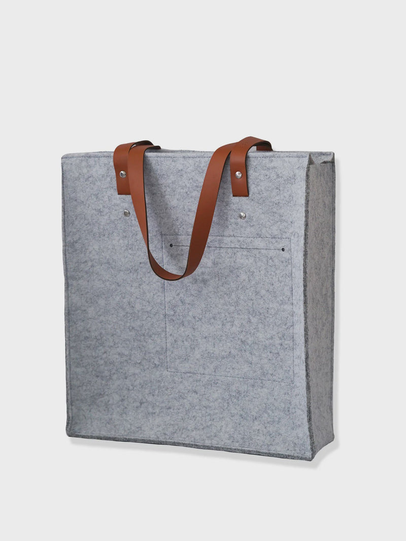 TNR: Tote Bag with Leather Straps and Base